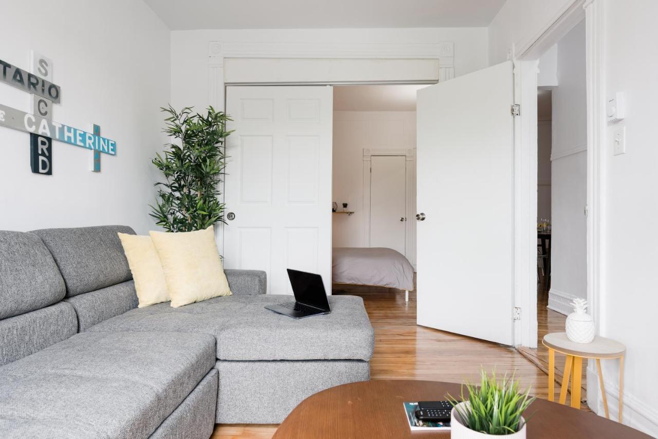 Apartments Near Montreal Olympic Park Екстер'єр фото