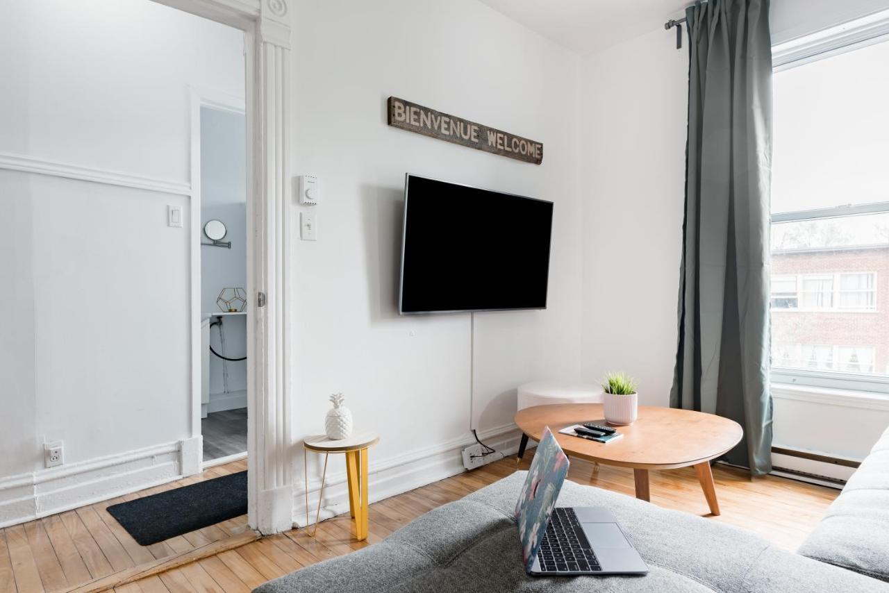 Apartments Near Montreal Olympic Park Екстер'єр фото